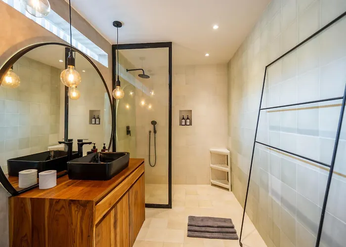 Stylish 1br With Ac Living And Pool In Pererenan 别墅 坎古