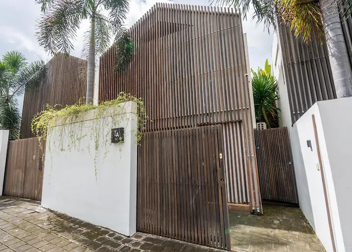 Stylish 1br With Ac Living And Pool In Pererenan