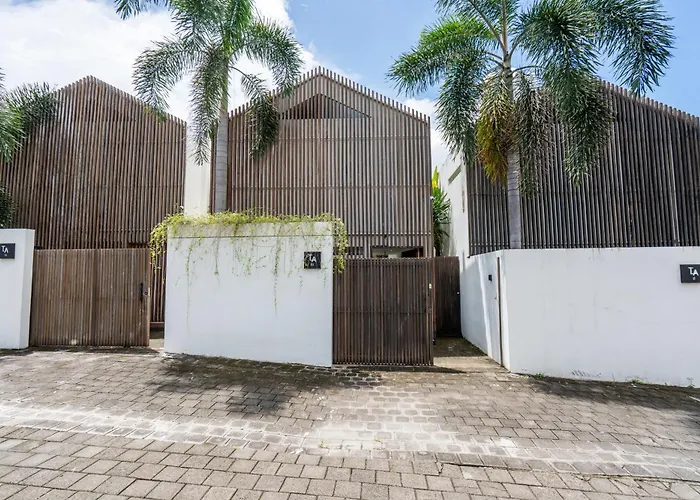 别墅 Stylish 1br With Ac Living And Pool In Pererenan *